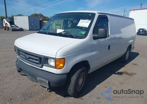 2005 Ford E-150 Commercial/Recreational from USA, damaged, VIN 1FTRE14W65HA54456